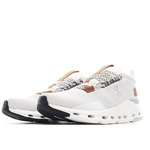 ON Running Cloudnova Women's Shoes